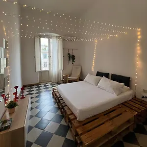 Logico #35 Apartment